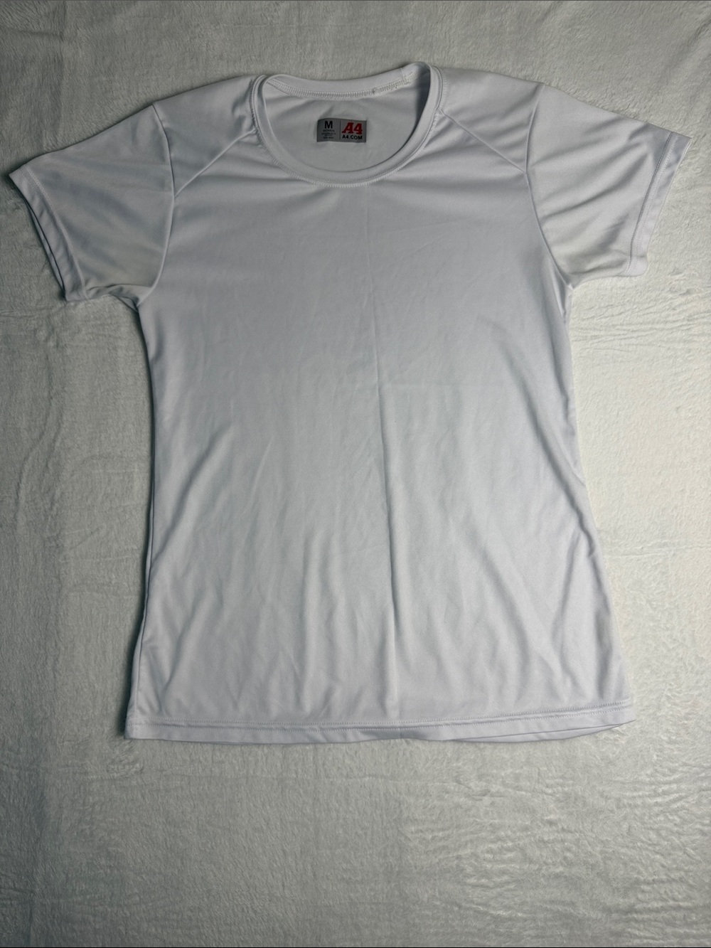 Women’s White Performance Short-Sleeve Workout Top Size Medium